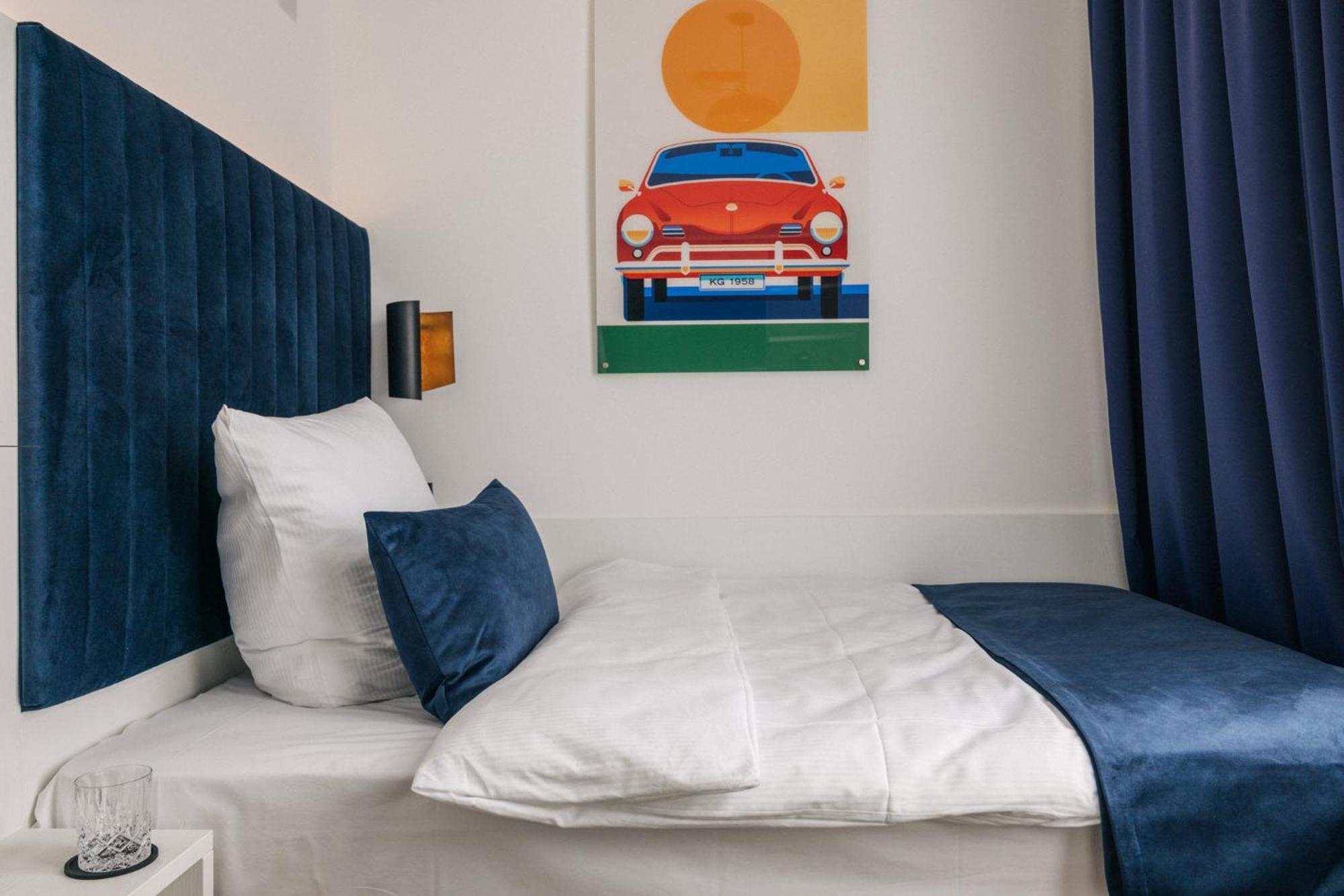 Homaris East Side Hotel Berlin Bagian luar foto
