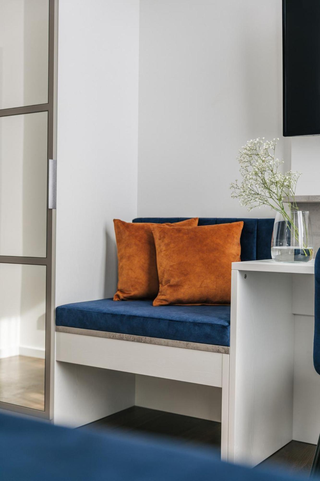 Homaris East Side Hotel Berlin Bagian luar foto